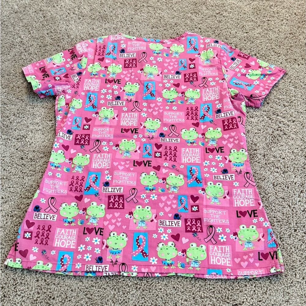 Size small Scrubs - Picture 6 of 13